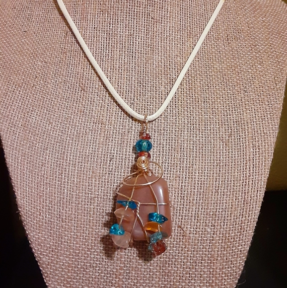 SOLD Boho Peach Moonstone Crystal Pendant Necklace - Picture 2 of 8